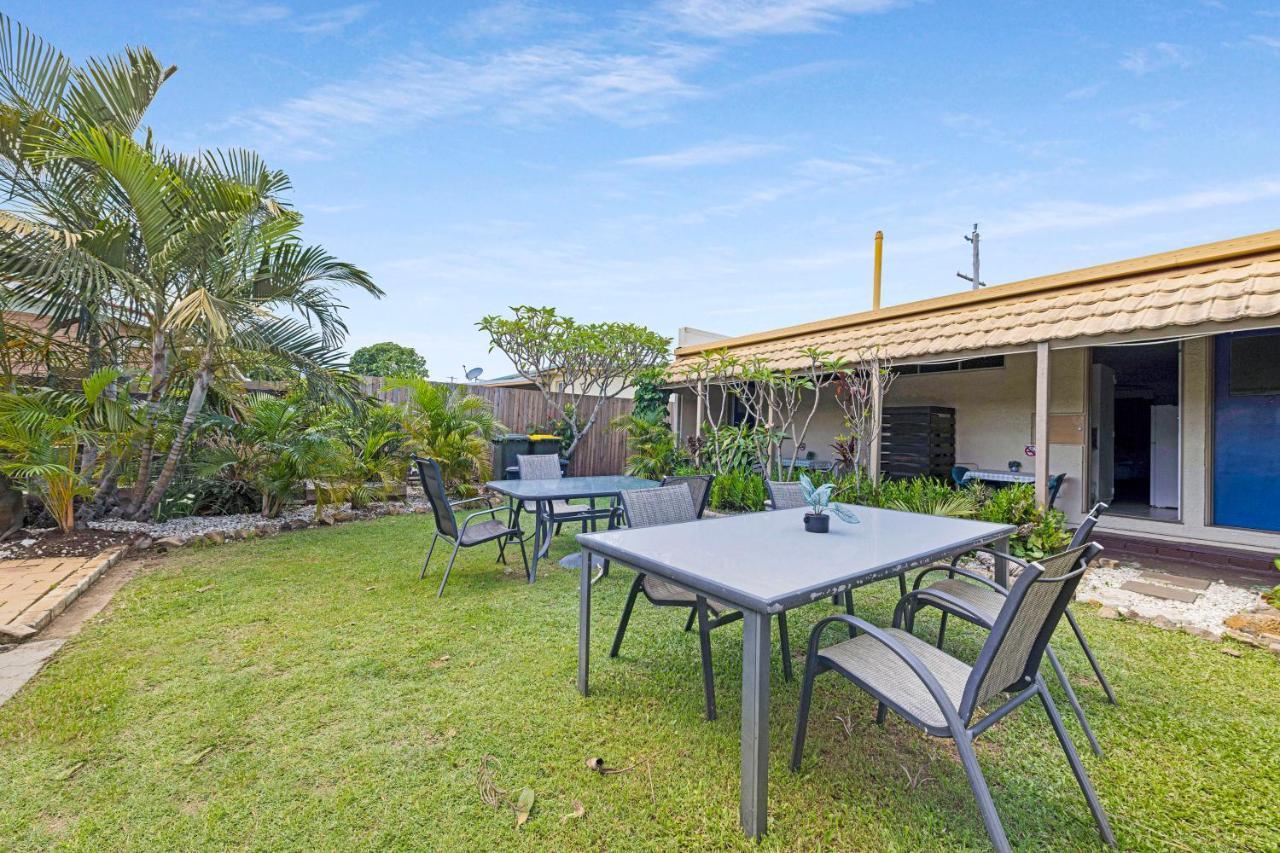 Bundaberg Coral Villa Motor Inn Εξωτερικό φωτογραφία