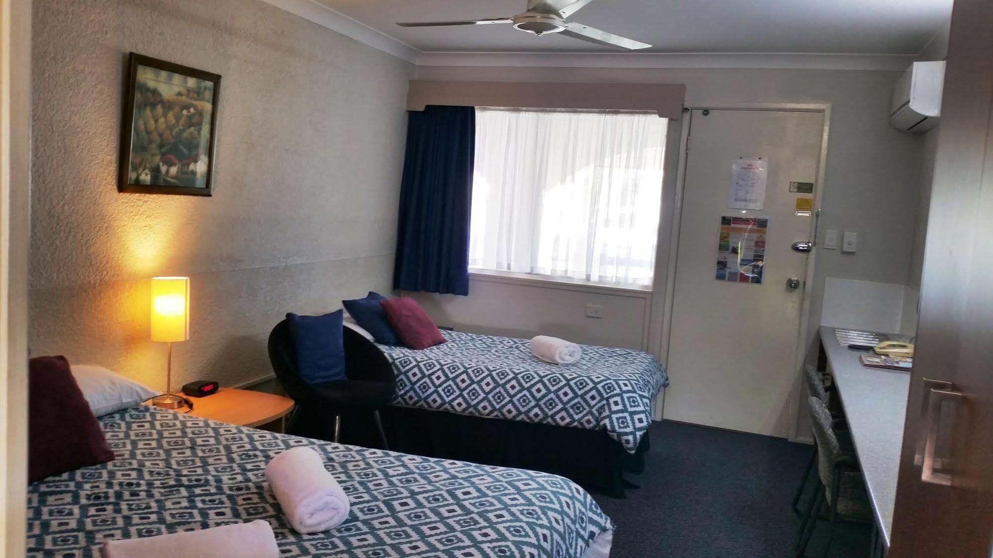 Bundaberg Coral Villa Motor Inn Εξωτερικό φωτογραφία