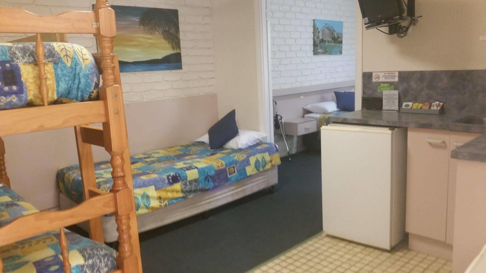 Bundaberg Coral Villa Motor Inn Εξωτερικό φωτογραφία