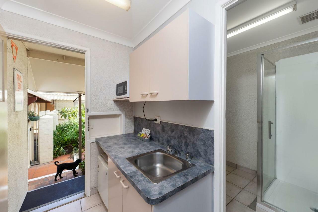 Bundaberg Coral Villa Motor Inn Εξωτερικό φωτογραφία